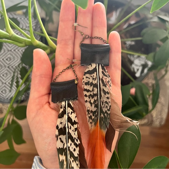 Pheasant Feather and Genuine Leather Extra-Long Dangly Earrings 🌿 - Picture 6 of 10